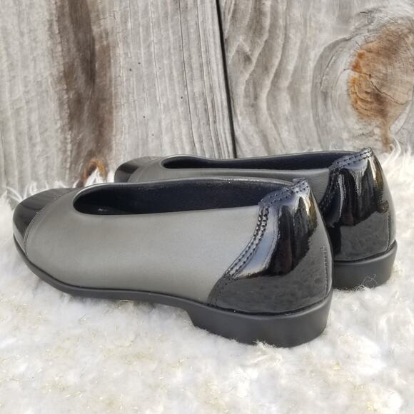 Square Toe Flats SAS Coco Size 6.5 Graphite Two Tone Grey Black Leather Cap Toe - Picture 6 of 14